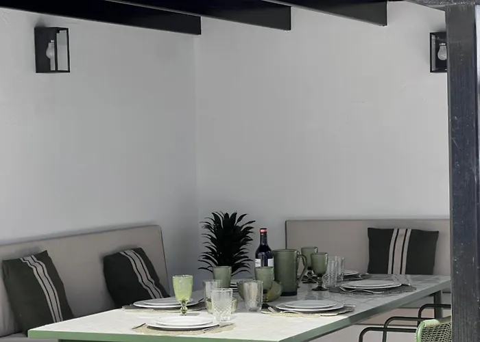 فيلة La Favorita *