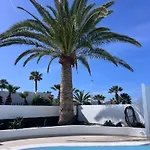 La Favorita プエルト・デル・カルメン