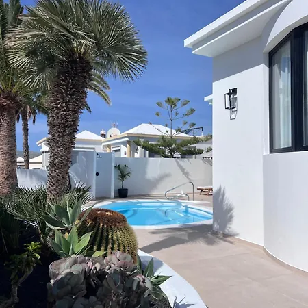 La Favorita Puerto del Carmen (Lanzarote)