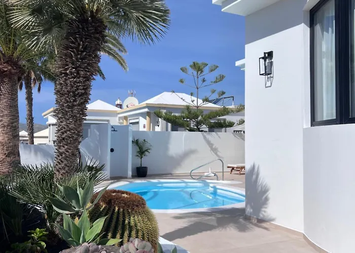 La Favorita プエルト・デル・カルメン